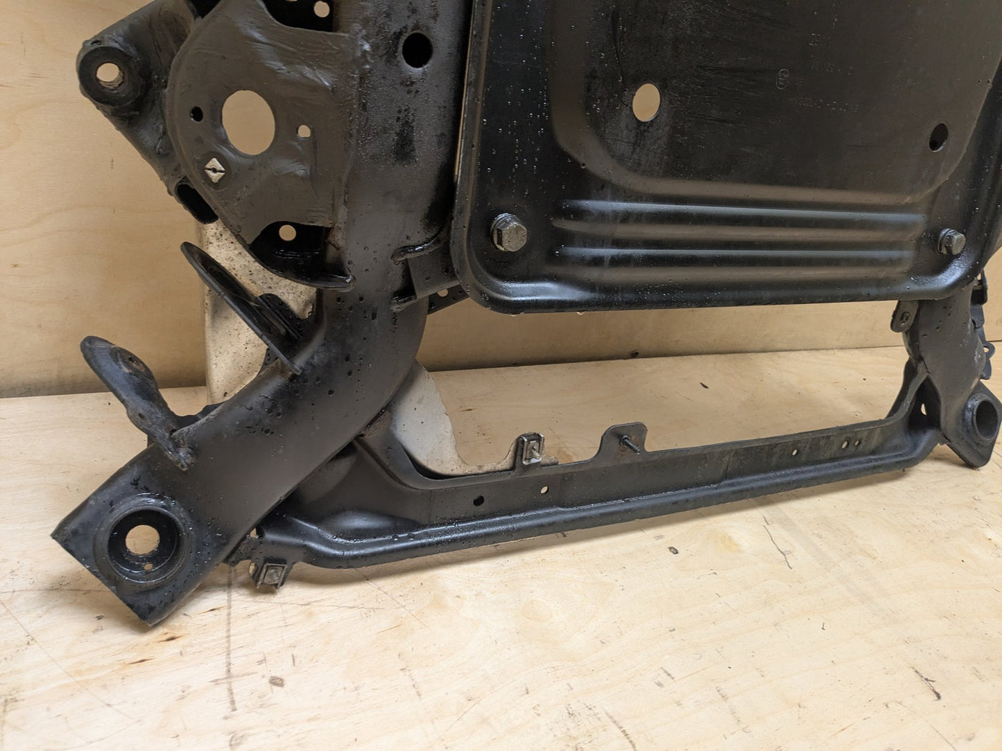 06-11 BMW 328i E90 AWD Front Axle Support Crossmember Subframe PN: 6776763