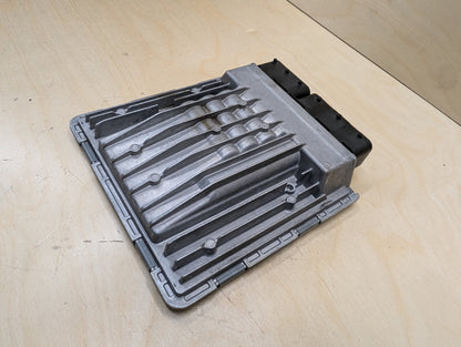 2007-2013 BMW E93 328i N51B30M0 Engine Motor ECU DME Computer Module 7581126