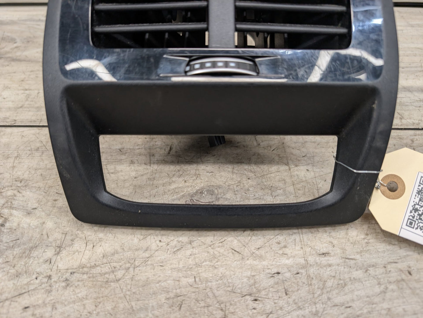 18-21 OEM BMW G01 G02 F97 F98 X3 Rear Interior Center Console Air Vent Grille