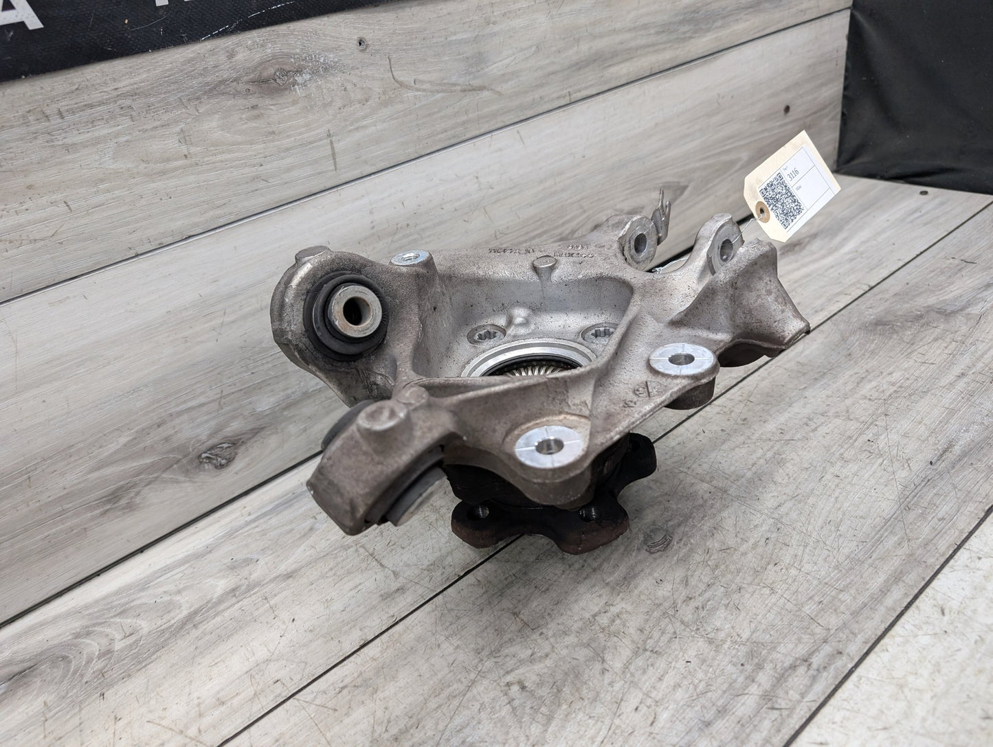 OEM BMW G01 X3 30i 30iX M40iX REAR Left Driver Knuckle Wheel Hub Spindle Bearing