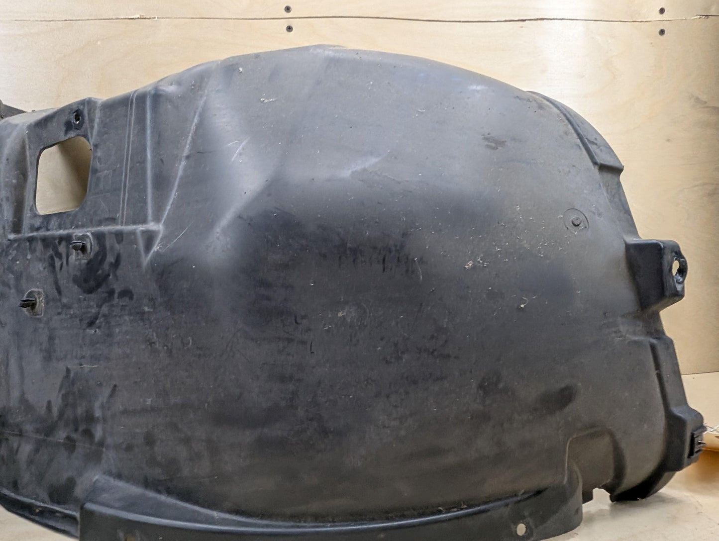 2007-2013 BMW 335i E93 Front Left Driver Wheel Fender Liner Splash Guard 7162831
