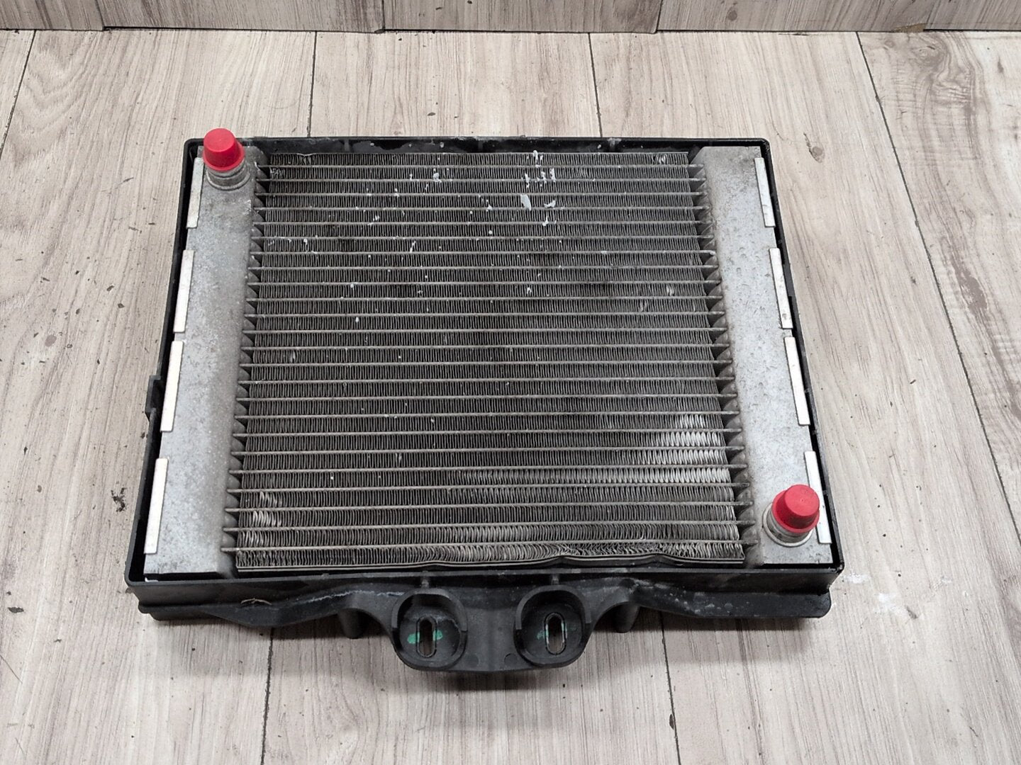 2012-2018 BMW M6 F06 Left Driver Secondary Auxiliary Radiator 2284277