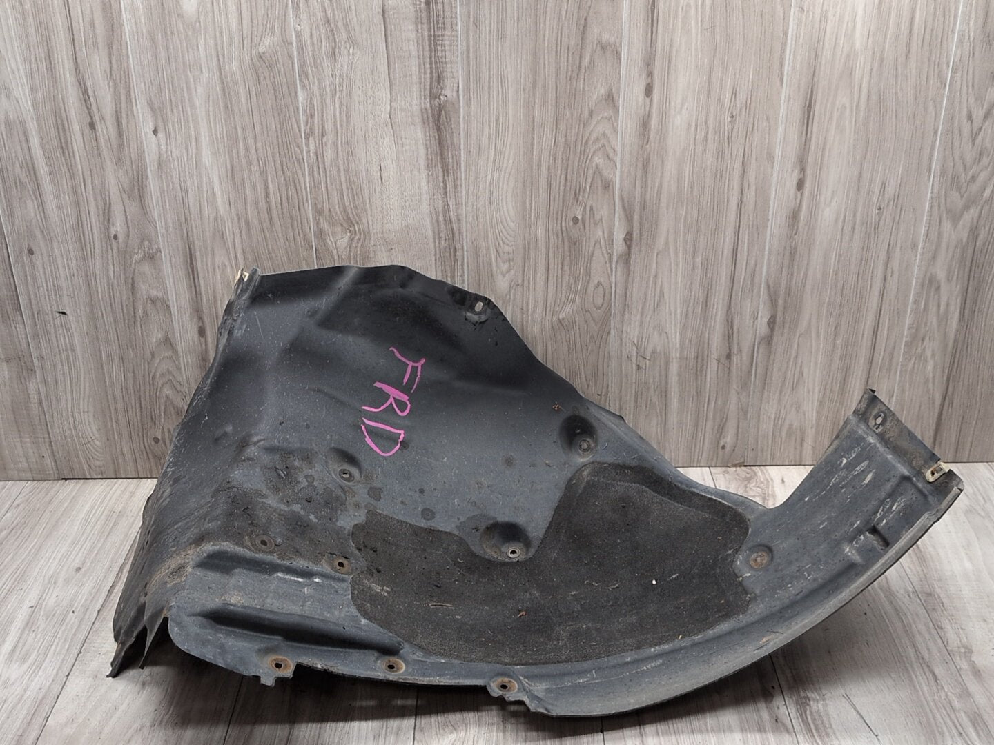 2016-2022 BMW 750i G12 Front Left Driver Wheel Fender Liner Splash Guard 7340201 OEM