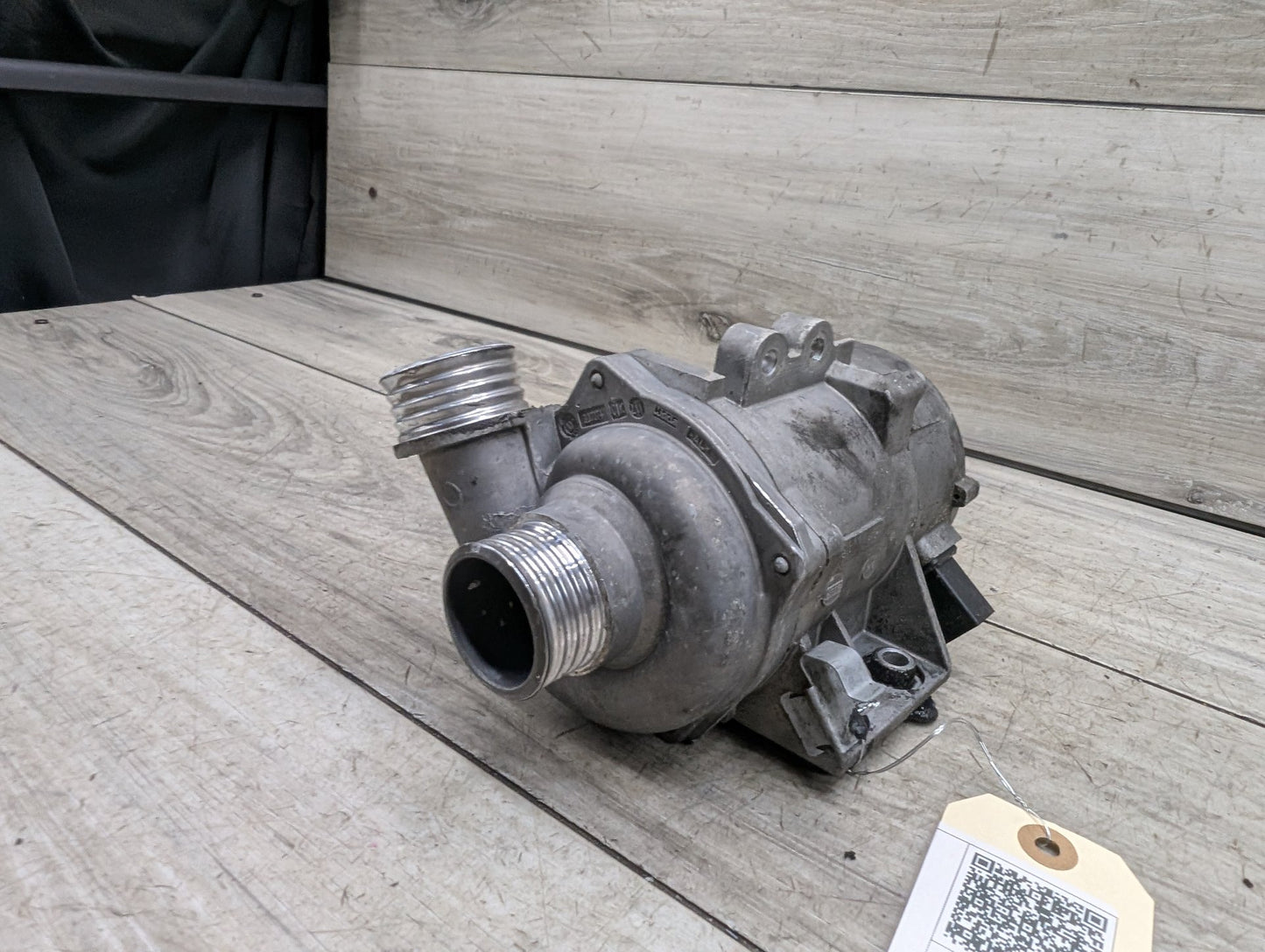 OEM BMW E82 E90 E92 E93 128 328 Engine N52 Auxiliary Electric Water Pump Cooling
