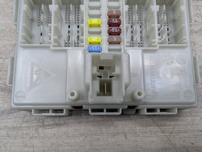 2018-2024 BMW X3 G01 Bdc Body Domain Fem Control Module w/ Key 9436418