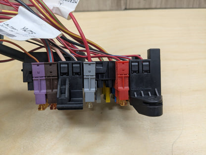 2009-2011 Mercedes-Benz SLK-Class R171 Rear Battery Relay Fuse Box A2035400050