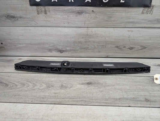 16-19 OEM BMW G12 740 750 Trunk Lid Grip Handle License Plate Light