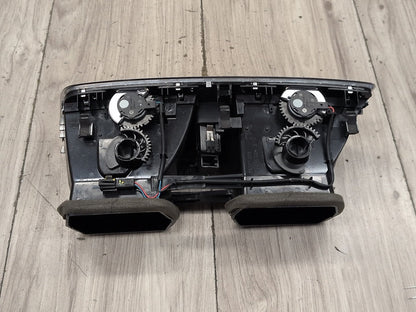2015-2018 Audi Q3 8U Dashboard Dash Board Middle Center Air Vent 8U1820951C