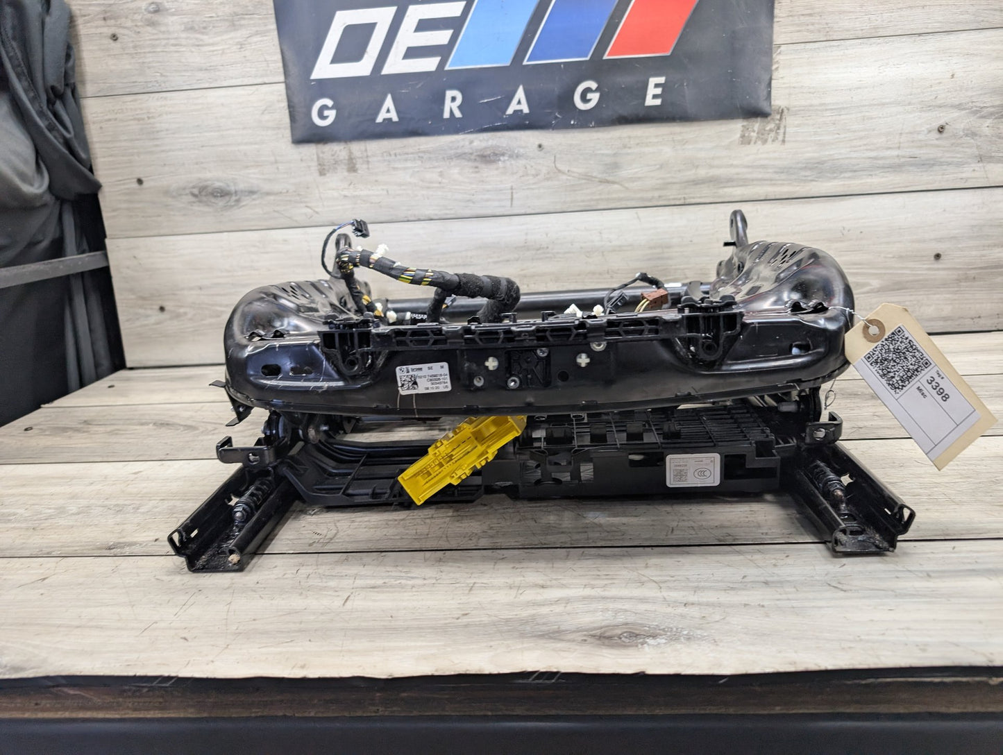 OEM BMW F95 G05 G06 G07 X5 Front Right Passenger Seat Lower Track Frame w Motors
