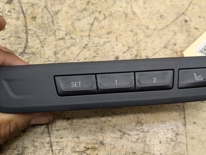 2018-2023 BMW M550i G30 Front Left Driver Seat Memory Switch 6826752 OEM