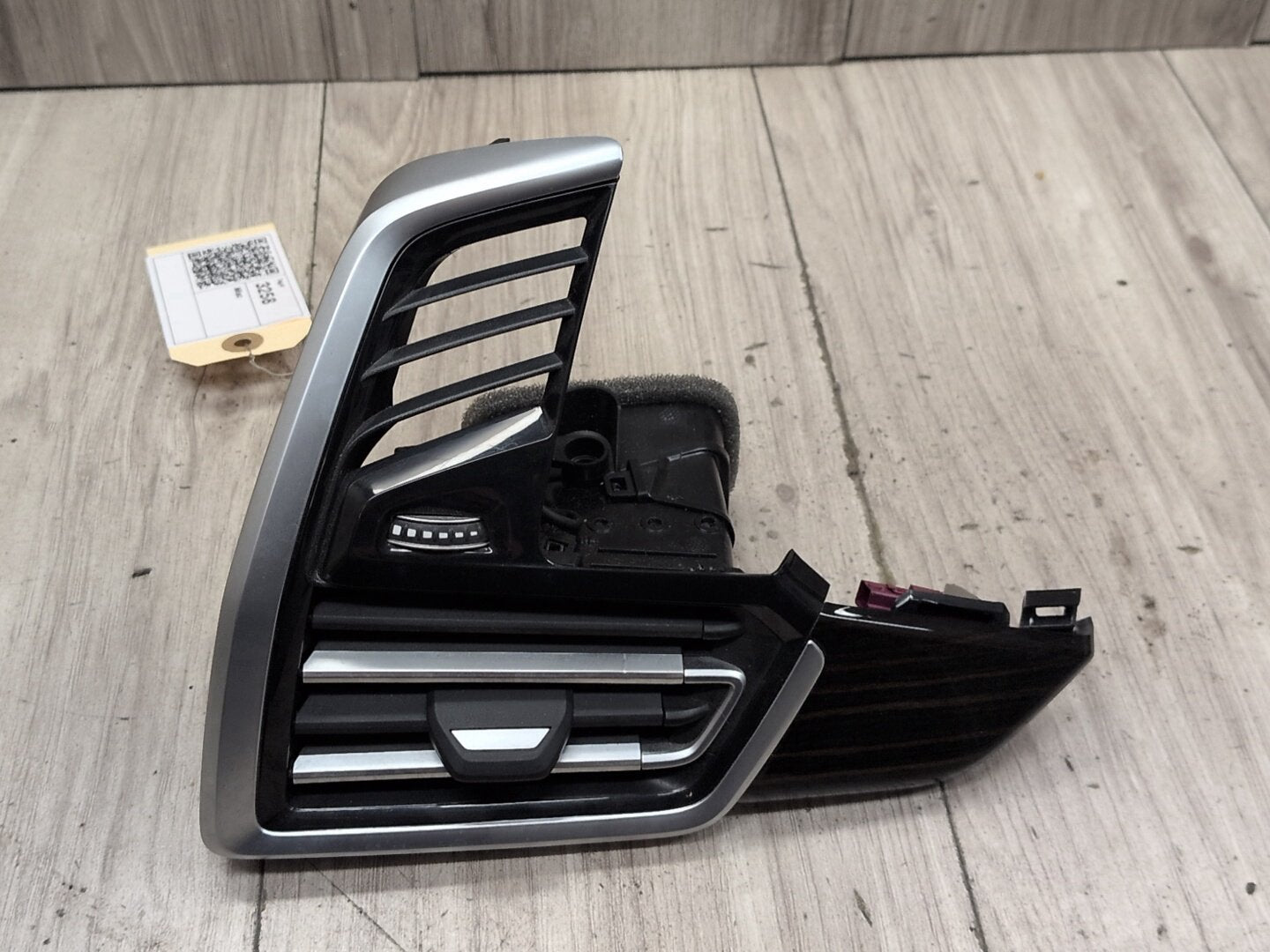 2019 - 2026 BMW X5 G05 Dashboard Dash Board Left Driver Air Vent 9399469 N63B44M3
