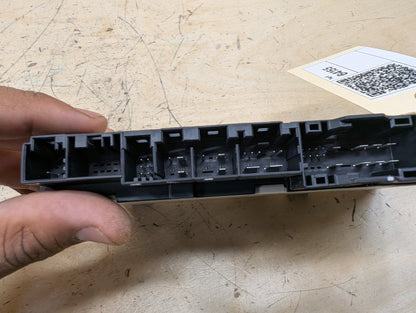 2016-2022 BMW 750i G12 Front Left or Right Seat Control Module 7467799