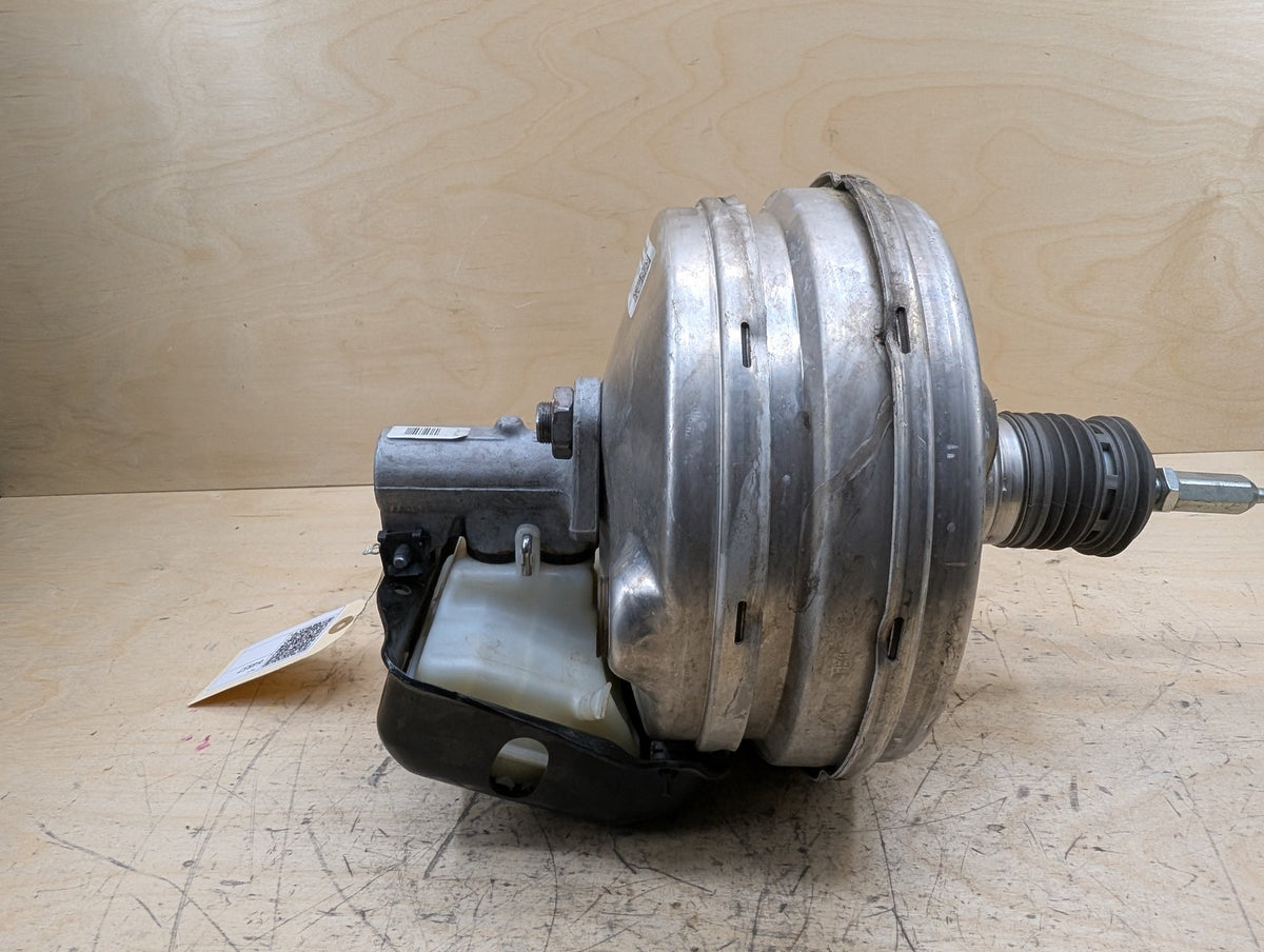 2013-2017 Audi RS5 8T ABS Brake Cylinder Booster Reservoir 8T0612103A