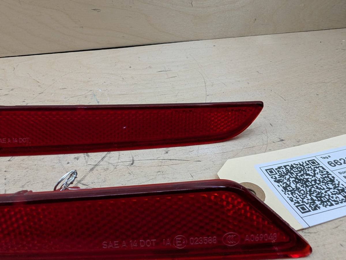 2016-2019 BMW 740i G12 Rear Left Right Bumper Reflectors SET 8063198 OEM