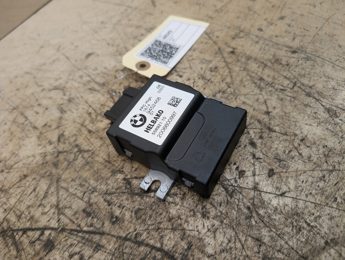 17-24 OEM BMW G01 G05 G12 G20 G22 G42 G30 G80 G82 Fuel Pump Control Module Unit