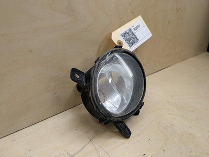 2012-2018 BMW 328i F30 Front Right Passenger Bumper Fog Lamp Light 7248912