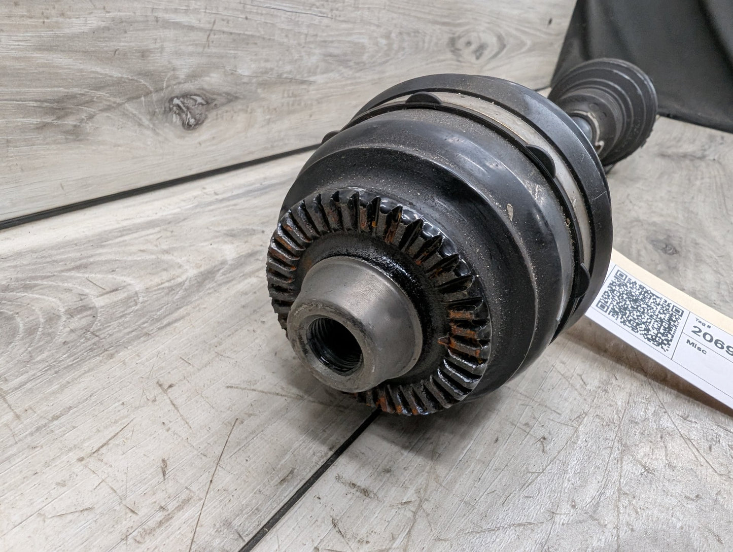 2011 - 2016 BMW 528i F10 Front Left Driver Half Shaft Output CV Axle 7593043 N20B20O0