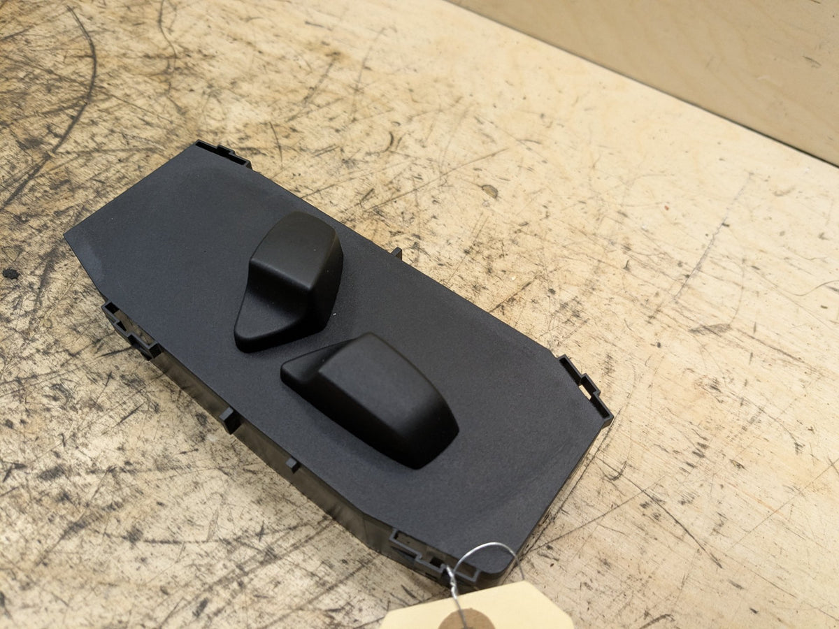 OEM BMW E82 E88 E89 E92 328 335 Front Right Passenger Seat Control Adjust Switch