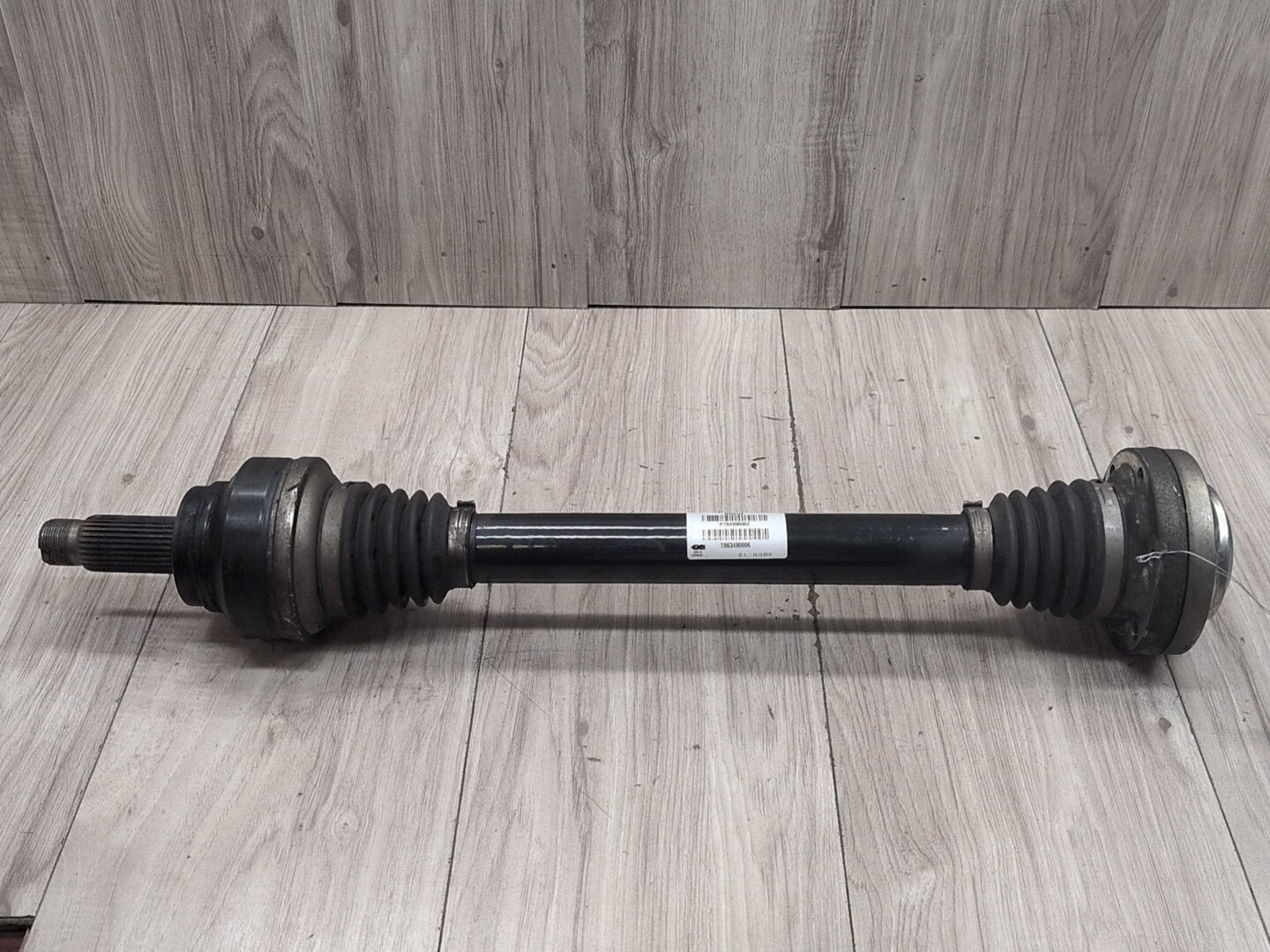 2014 - 2018 BMW X5 F85 Rear Left or Right Half Shaft Output CV Axle 8499690 S63B44T2