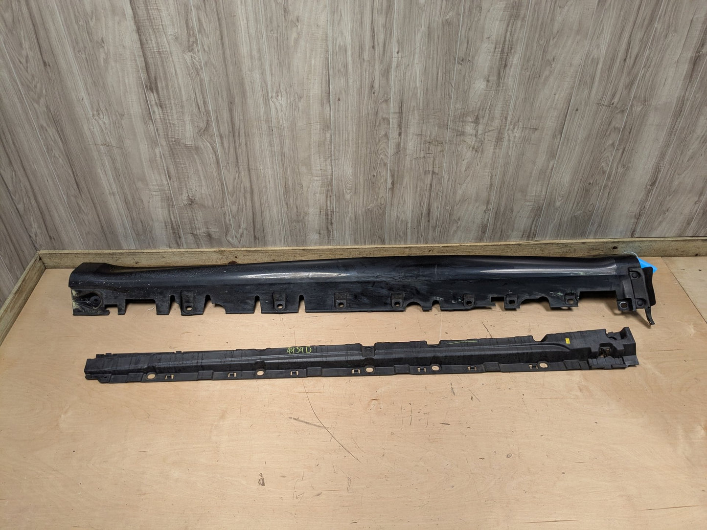 2014 - 2018 BMW X5 F85 Left Driver Side Skirt Rocker Panel w/ Bracket 8058507 S63B44T2