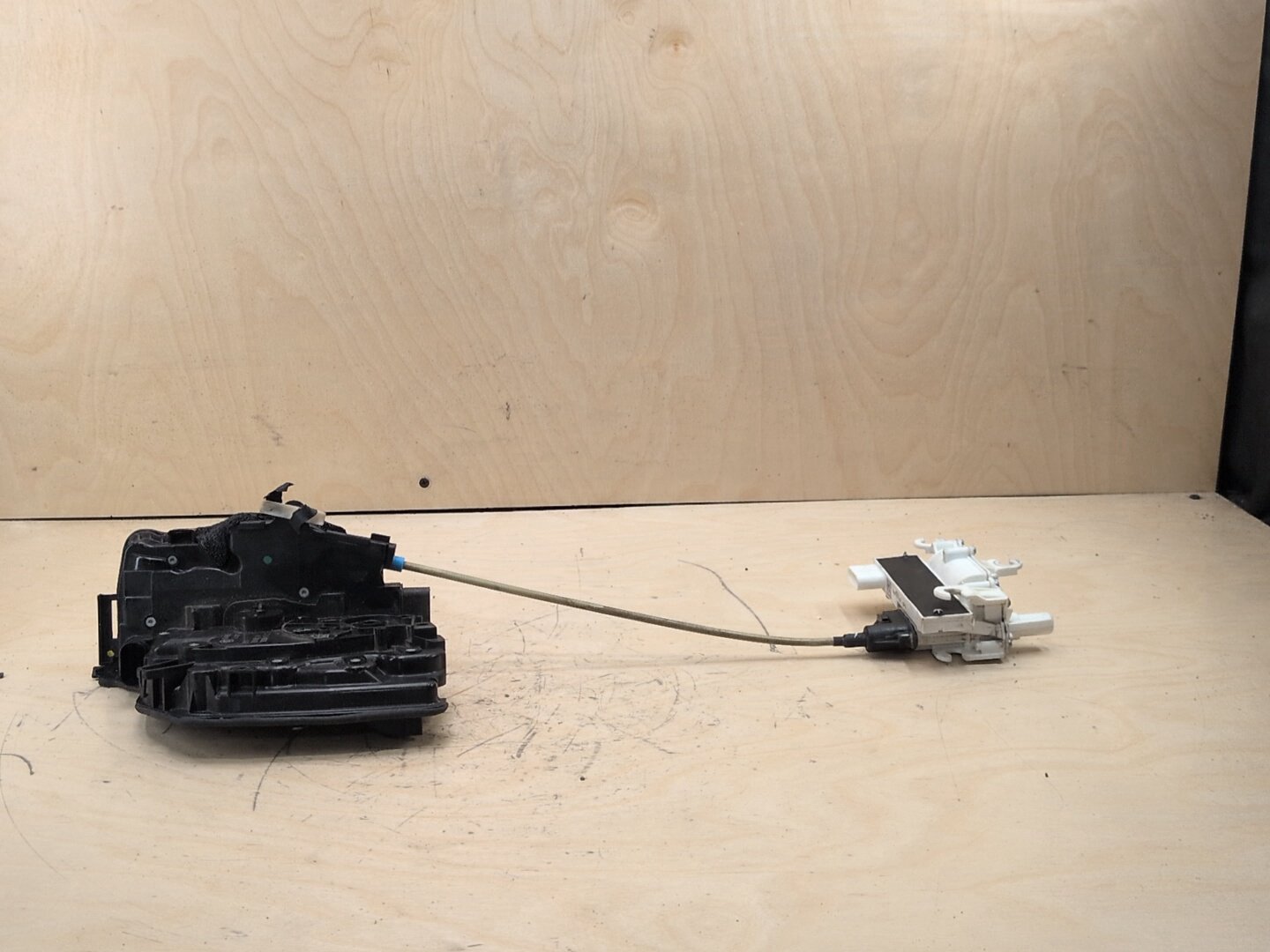 2016-2022 BMW 750i G12 Rear Left Driver Door Latch Lock Actuator w/ Soft Close 2581897