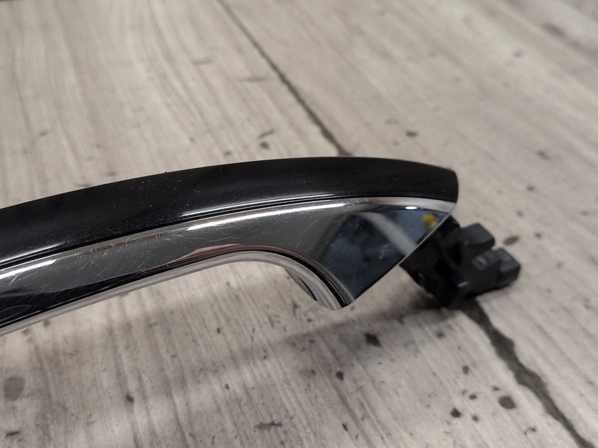2009-2012 Mercedes-Benz E550 W212 Front or Rear Left Driver Exterior Door Handle w/ Comfort Access OEM