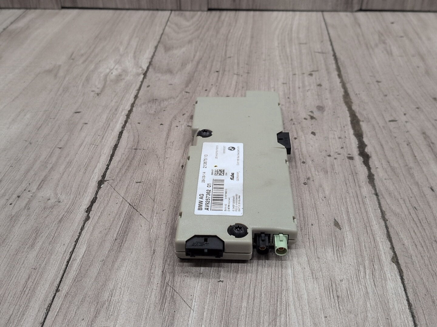 2012-2018 BMW M6 F06 Antenna Telematics Control Module 9257362
