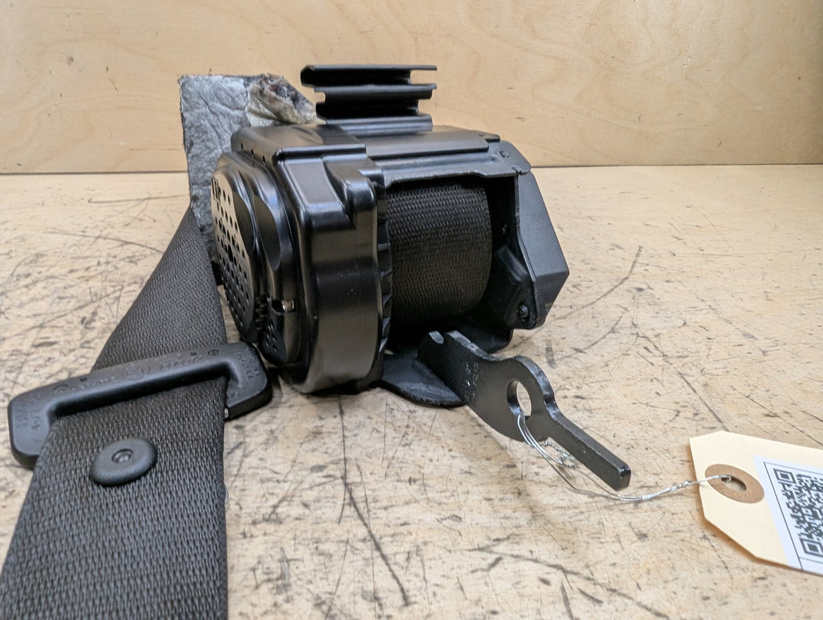 16-22 OEM BMW G11 G12 740 750 M760 B7 Rear Left Right Seat Belt Retractor Black