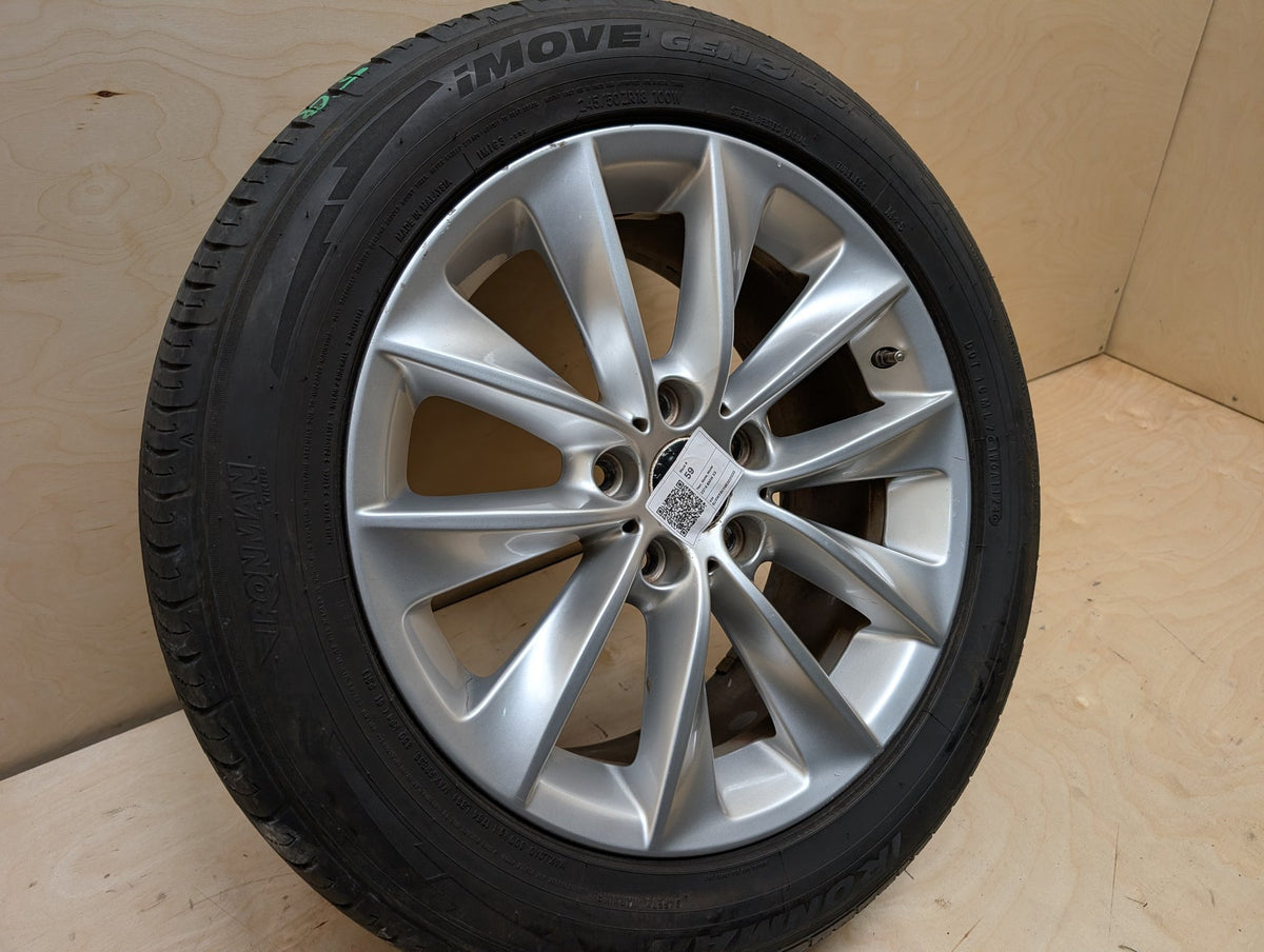 11-18 OEM BMW F25 F26 X3 X4 Alloy Rim Wheel 18x8" ET43 V Spoke Style 307