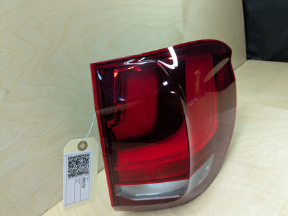 14-18 BMW OEM F15 F85 X5 X5M Rear Right Passenger Side Outer Stop Tail Light