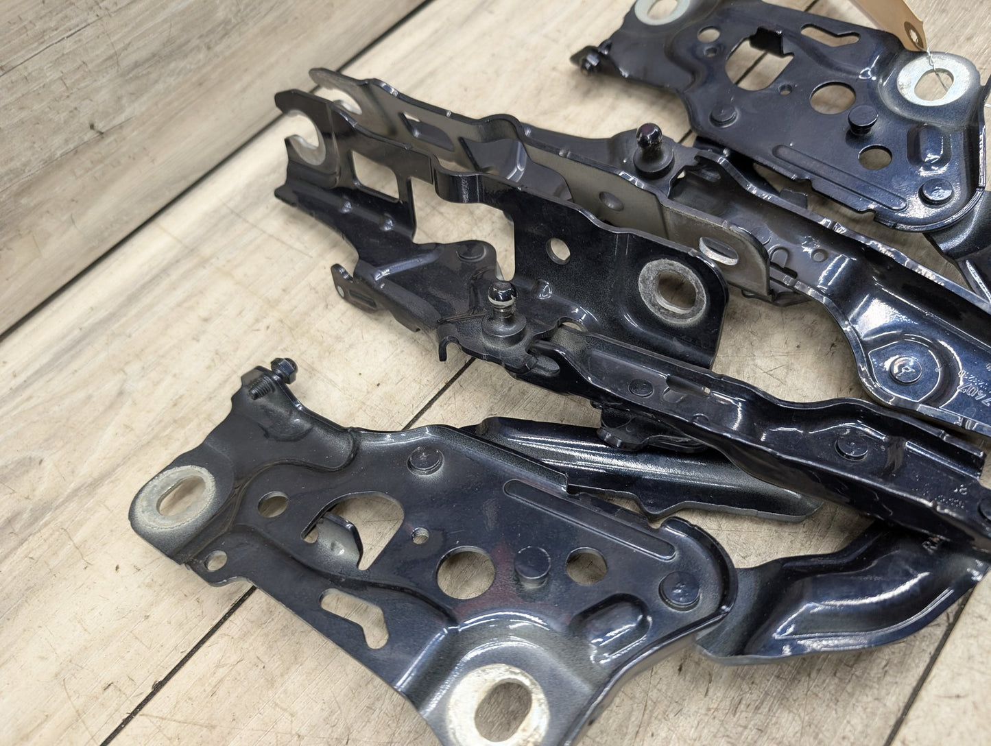OEM BMW F90 F93 G12 G14 G15 G16 G30 M5 M8 Hood Bonnet Left Right Hood Hinges SET