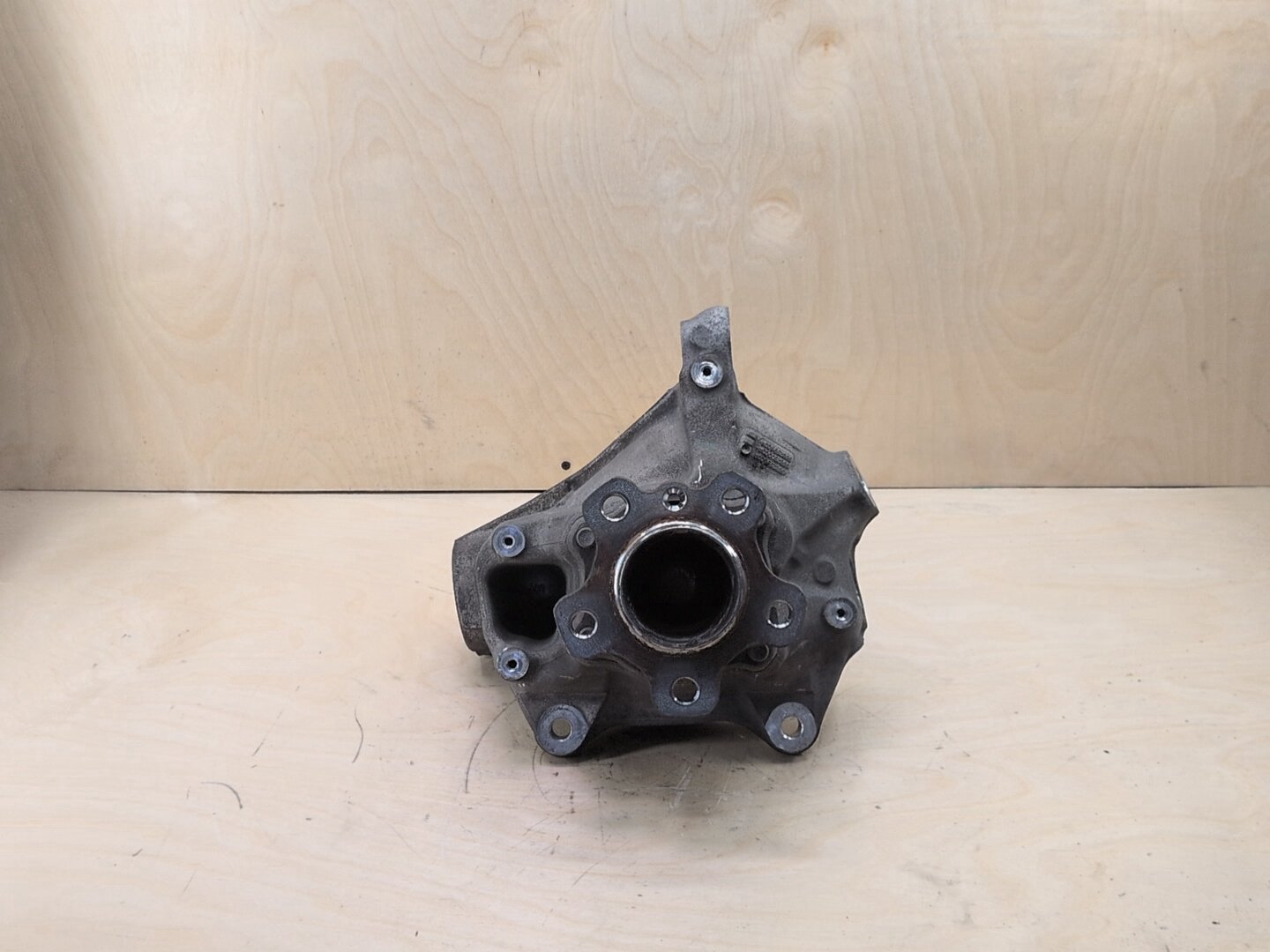 OEM BMW G01 G02 X3 X4 FRONT Right Passenger Knuckle Spindle Wheel Hub Bearing