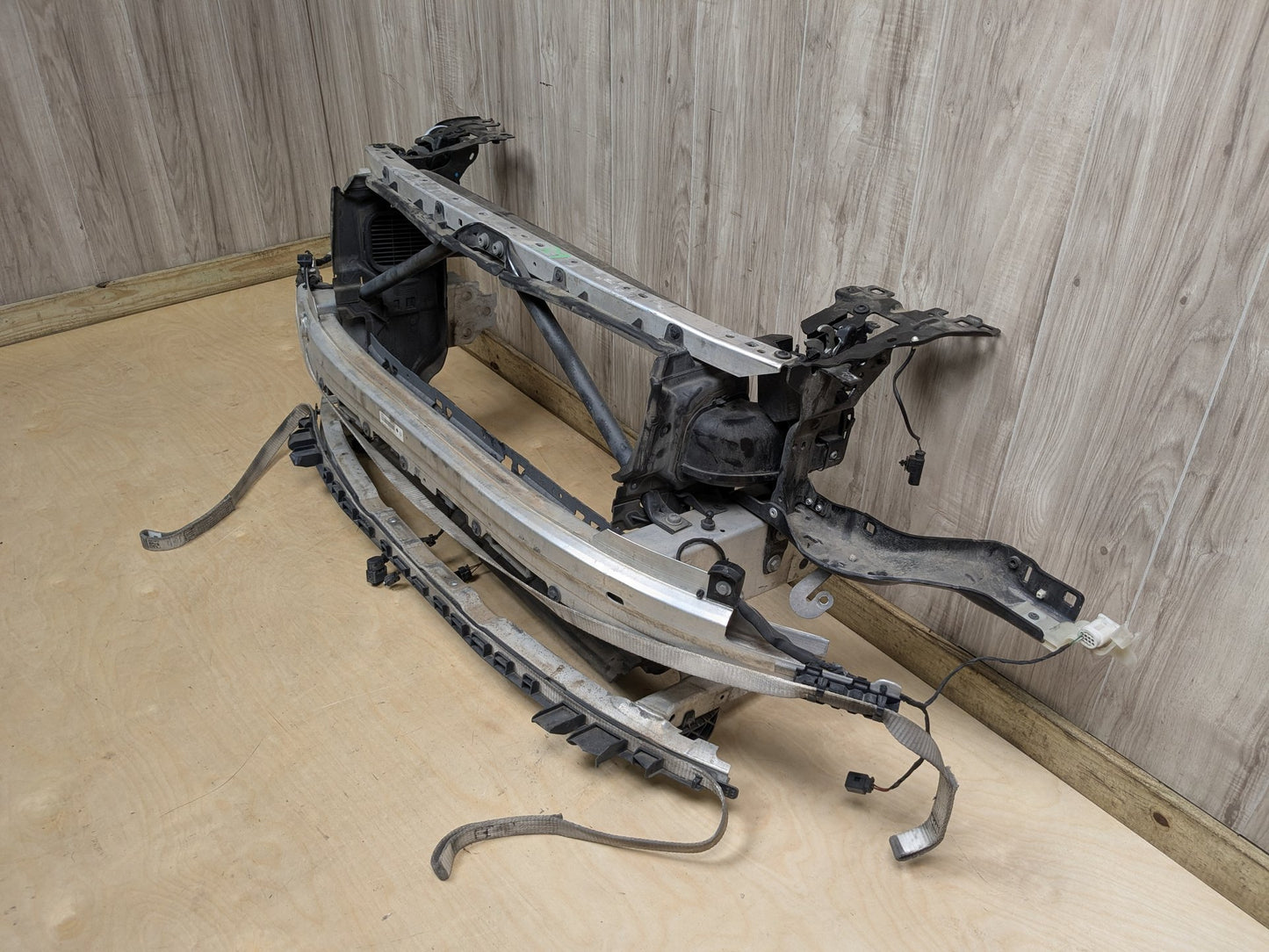 17-23 OEM BMW G30 530 540 M550 M SPORT Front Clip Radiator Support Reinforcement