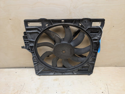 2015-2018 BMW X5 F85 Radiator Fan Shroud Housing w/ Motor 7647371