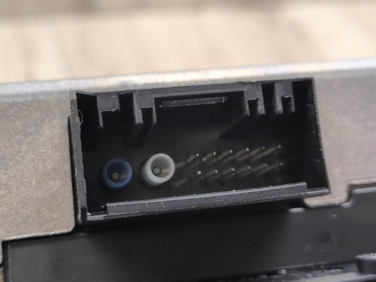 2011-2016 BMW M5 F10 Stereo Audio Amp Amplifier 9292586 OEM