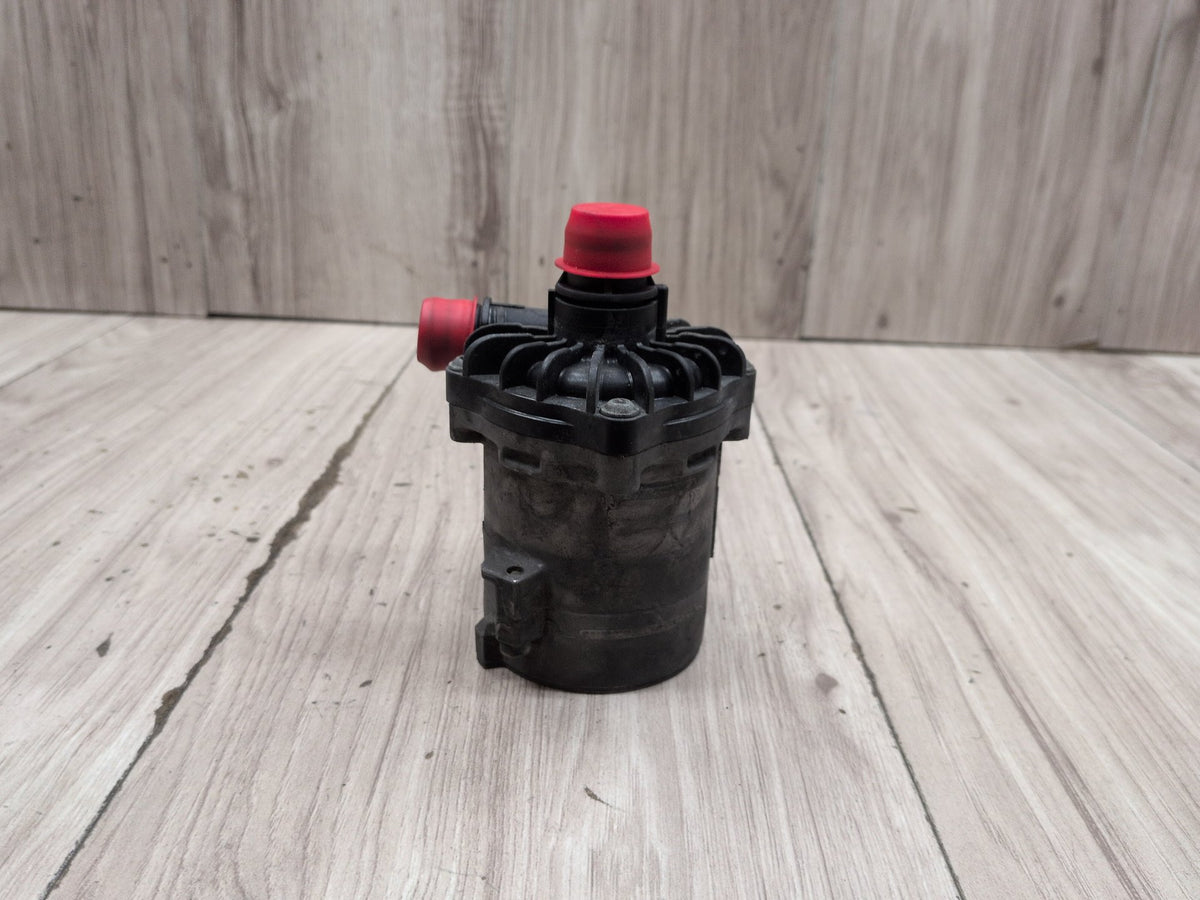 OEM BMW M5 M6 F10 F06 F12 F13 Radiator Auxiliary Water Pump S63 Engine