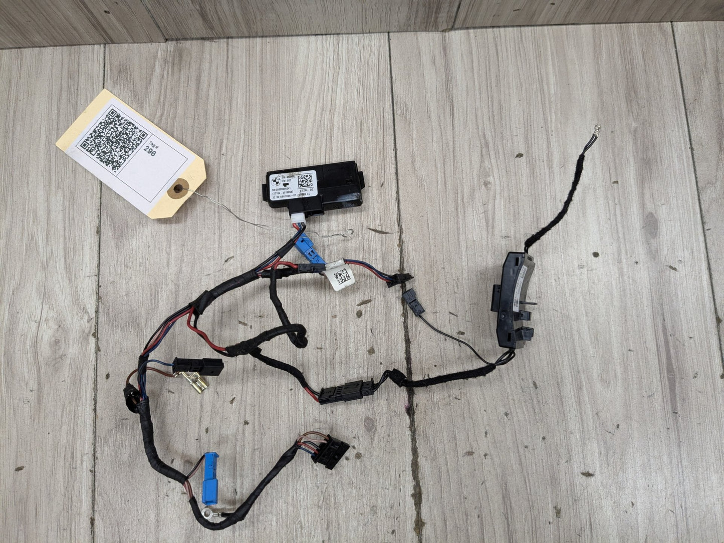 18-21 OEM BMW G01 G02 X3 X4 Steering Wheel Heat Vibration Electronic Control
