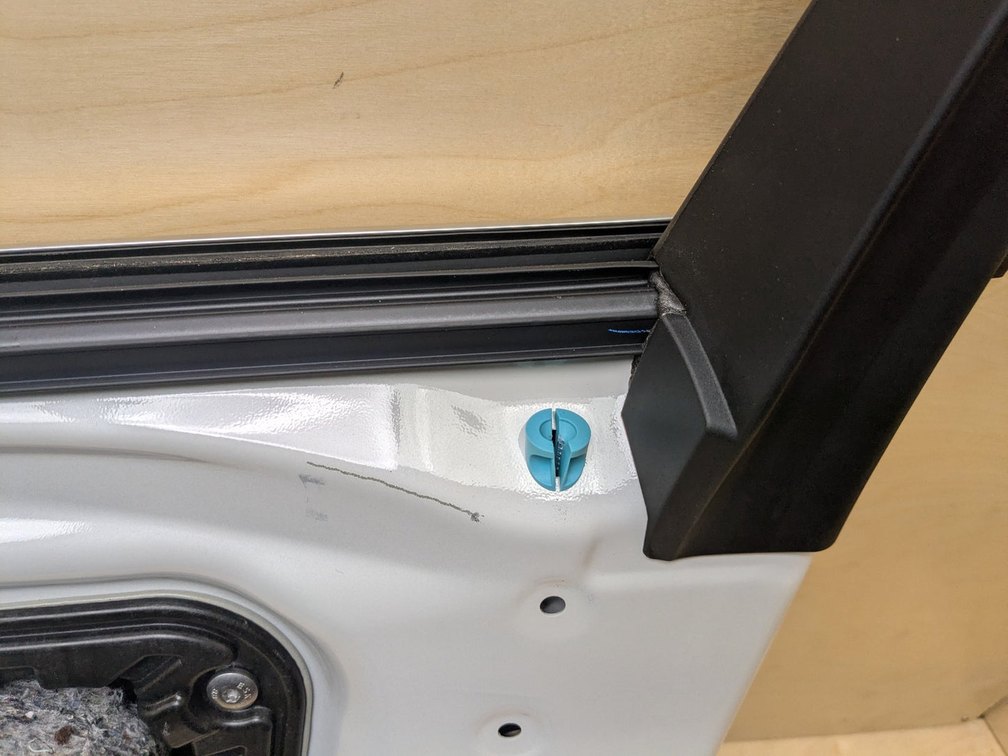 19-25 OEM BMW F95 G05 X5 X5M Front Right Passenger Door Shell Panel