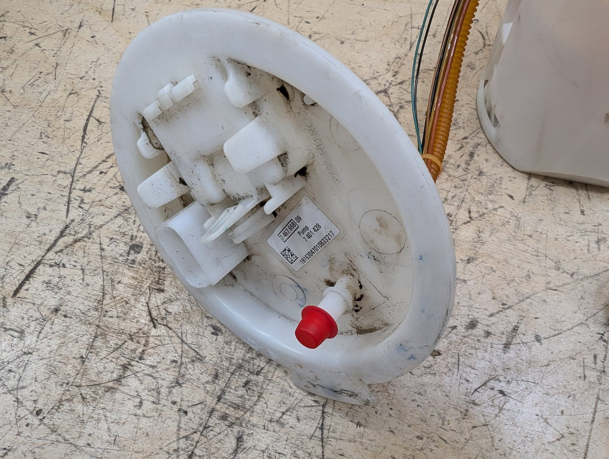 2019-2026 BMW X5 G05 Fuel Gas Tank Sending Unit Assembly 7467658 OEM