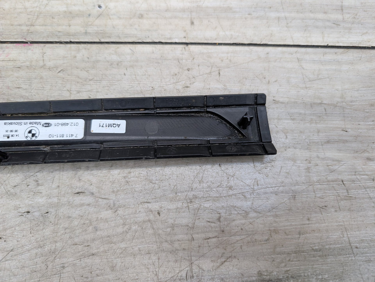 2016-2022 BMW 750Li G12 Left Driver Side Skirt Rocker Panel Carpet Light Module 7370179