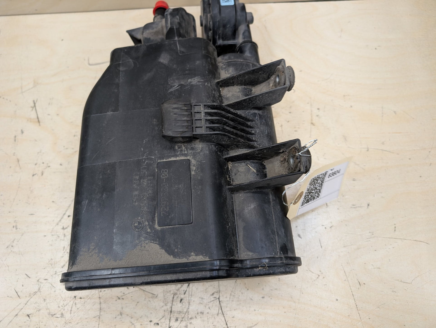 2012-2018 BMW 320i F30 Fuel Vapor Charcoal Canister 7297330