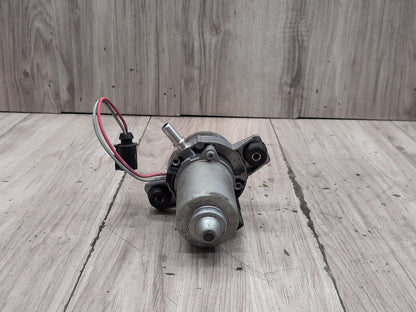 2004-2010 BMW E64 M6 S85B50A Engine Motor Vacuum Pump 6769029