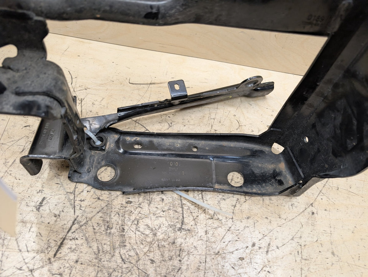 OEM BMW G20 G22 G23 G26 Front Right Passenger Radiator Reinforcement Bracket