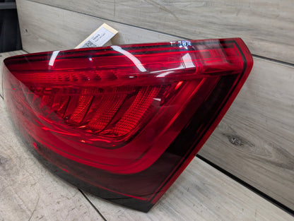 2009 - 2017 Audi Q5 8R Rear Right Passenger Outer Tail Light 8R0945094D EA888