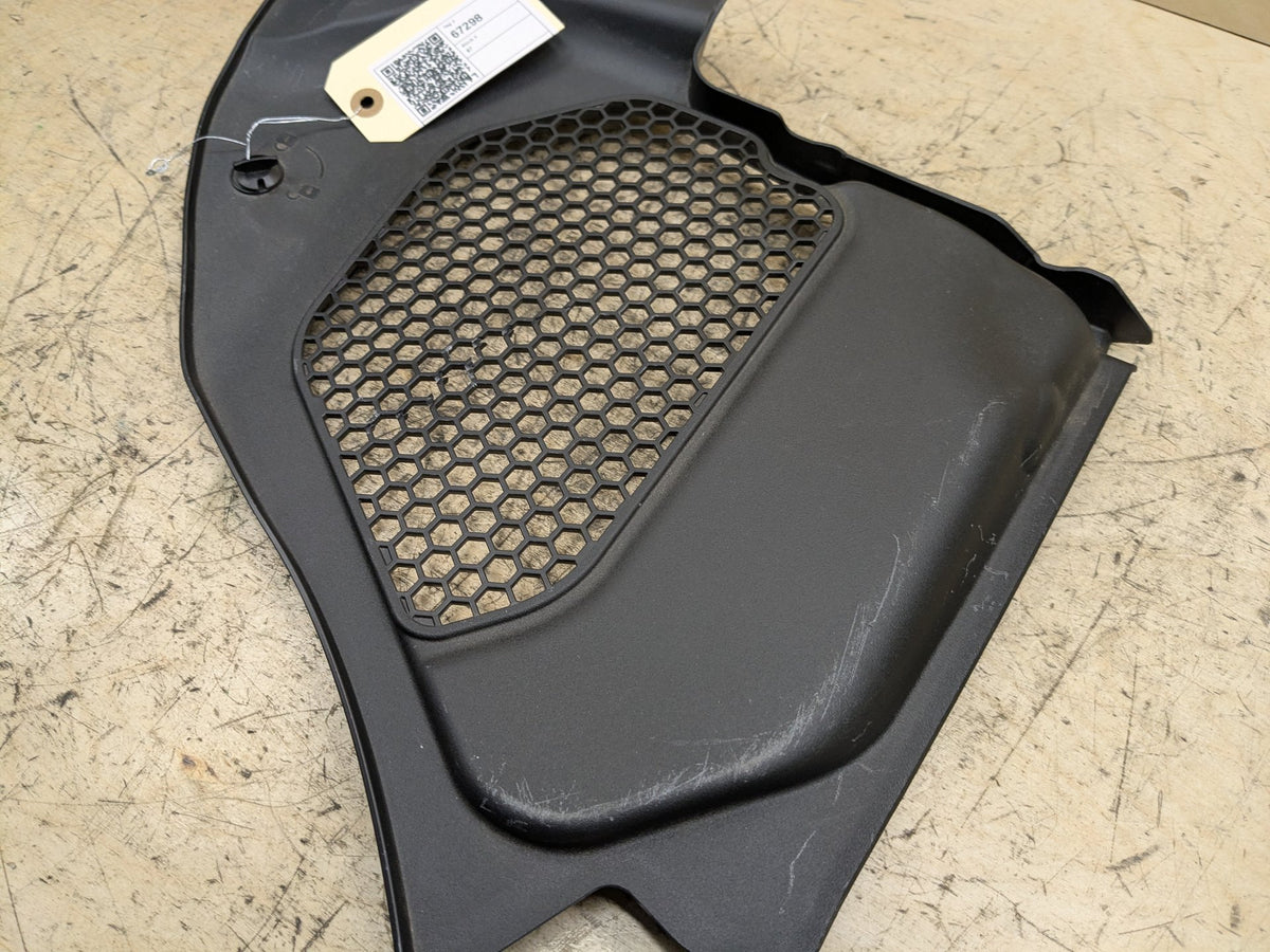 2018-2023 BMW M550i G30 Right Passenger Side Cowl Cover 7388716 OEM