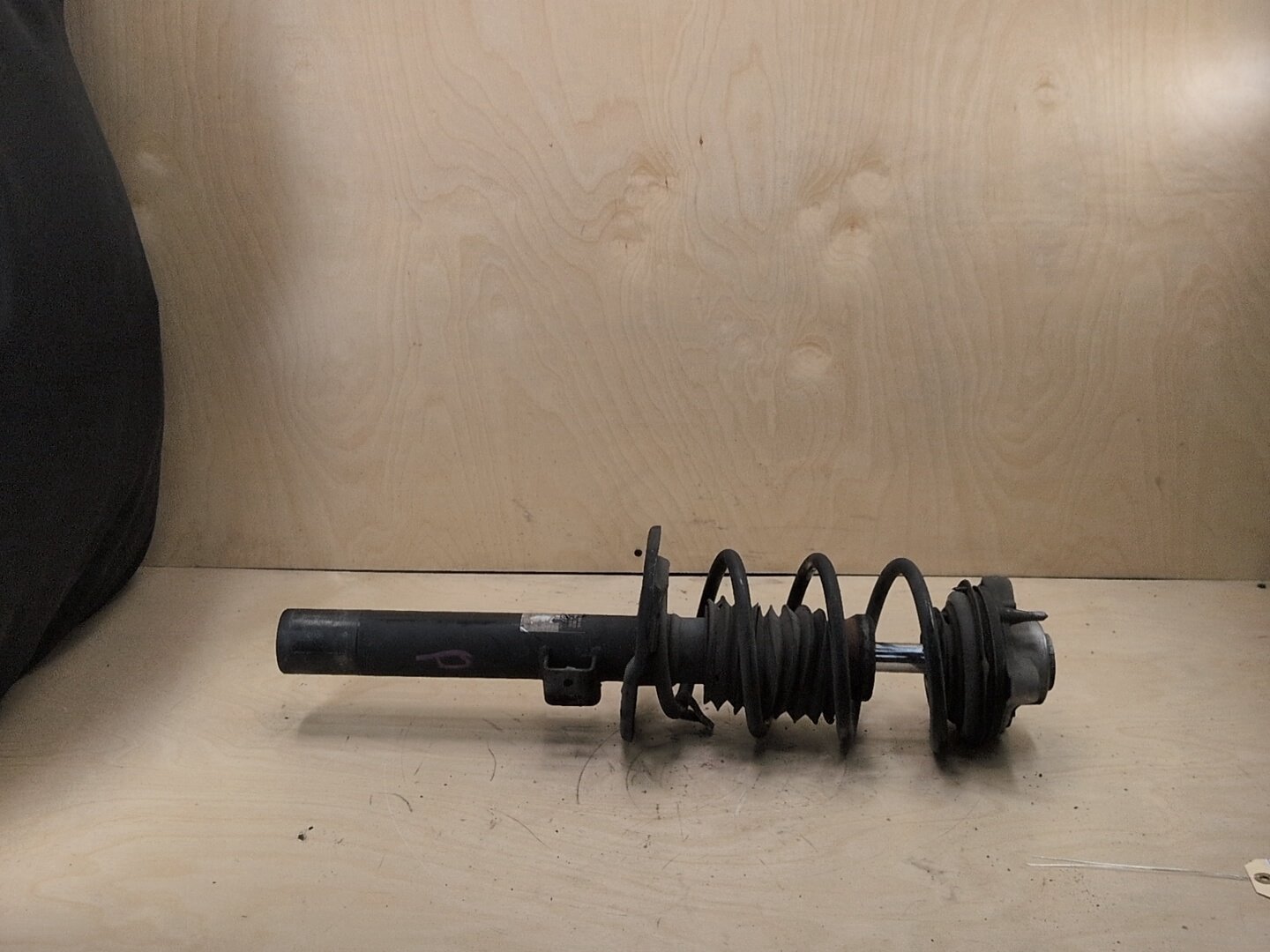 OEM BMW G01 G02 X3 X4 30i 30iX Front Right Passenger Spring Strut Shock Absorber