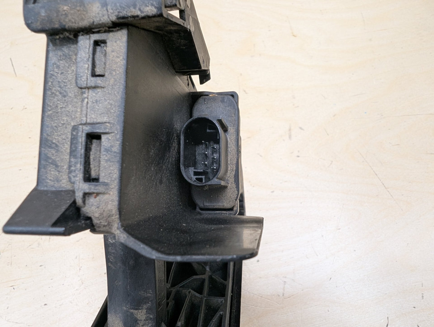 OEM BMW F15 F22 F25 F30 F36 F80 G01 G05 G20 X3 X5 Accelerator Throttle Gas Pedal