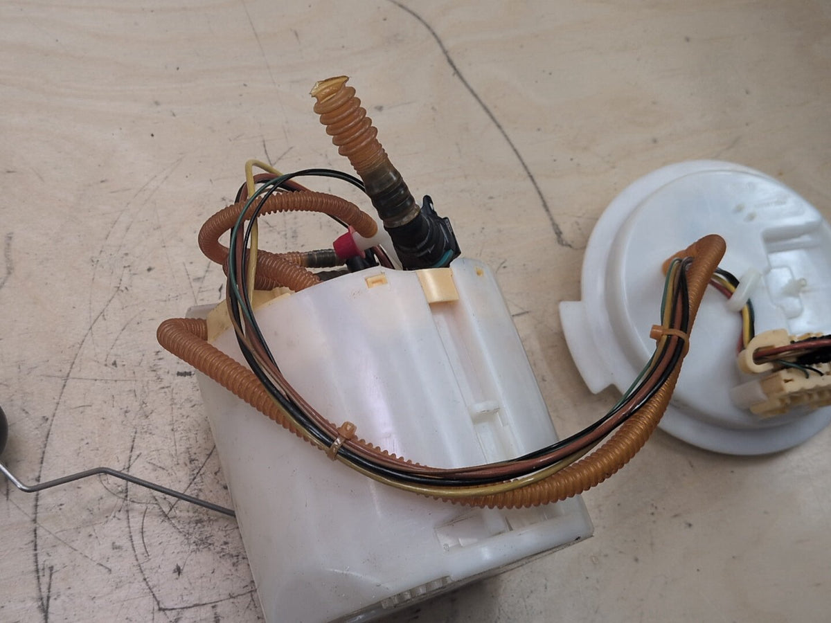 18-24 OEM BMW G01 G02 X3 X4 30i 30iX M40iX B46 B58 Sending Gas Tank Fuel Pump