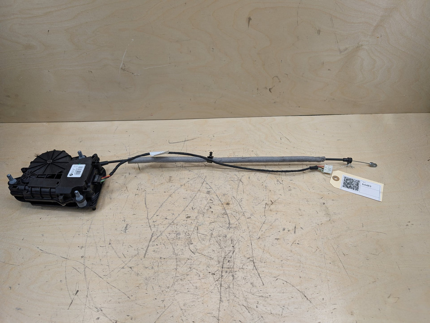 2016-2022 BMW 750i G12 Liftgate Trunk Lid Liftgate Lock Latch Actuator 7357097