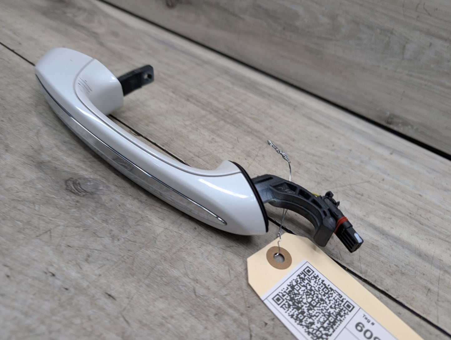 2017-2023 BMW 530i G30 Front or Rear Right Passenger Exterior Door Handle w/ Comfort Access 7443070